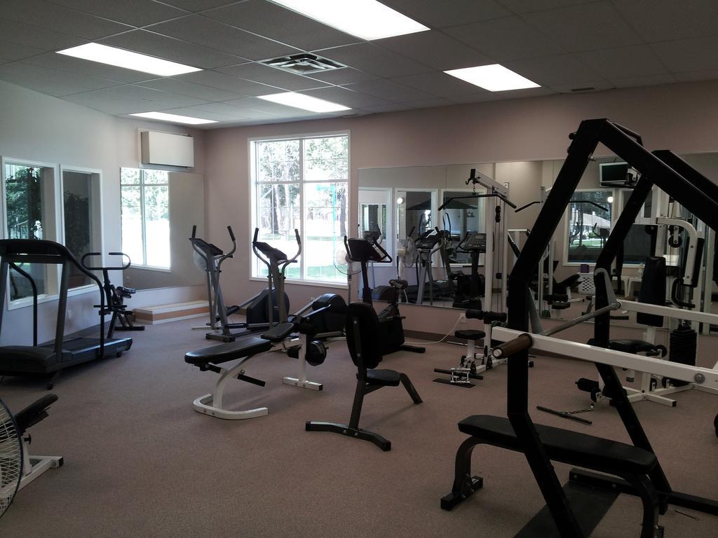 Radium Valley Vacation Resort Invermere Esterno foto