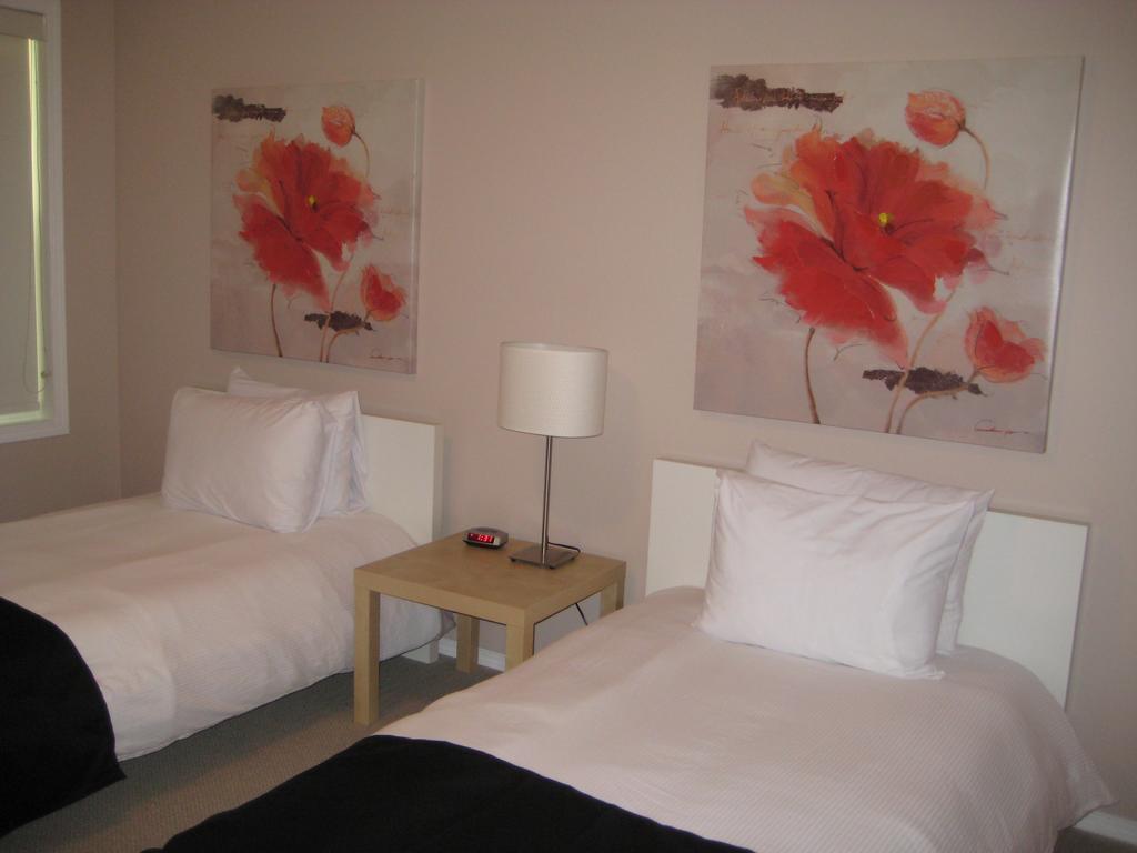 Radium Valley Vacation Resort Invermere Esterno foto